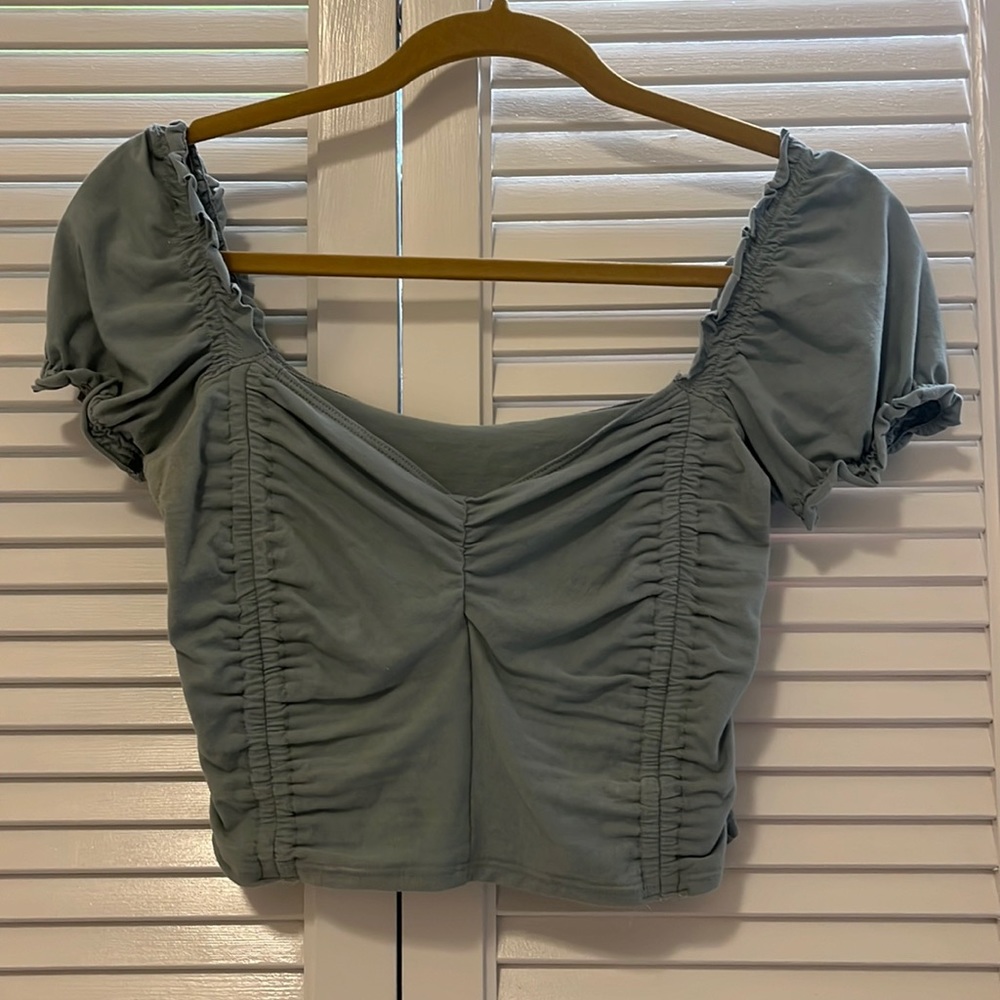 A blue-grey Garage crop top!